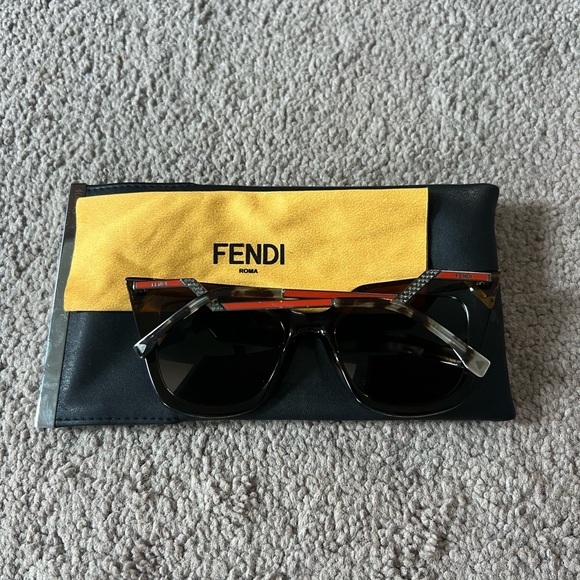 Fendi Sunglasses - Picture 2 of 2